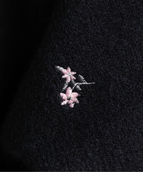 花柄刺繍拡大写真
ほんのりきらめきのある刺繍糸でキラキラして可愛いです