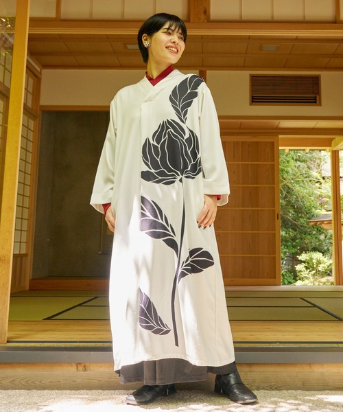 カヤ(カヤ)の「【カヤ】輪の花ワンピース(ワンピース・レディース・ホワイト×ブラック/スミクロ/パープル・FREE)」の16枚目の写真