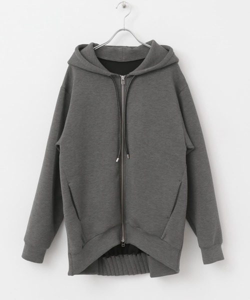 ELENDEEK（エレンディーク）の「ELENDEEK　TUCK HEM ZIP HOODIE（パーカー・レディース・グレー/チャコールグレー・FREE）」の8枚目の写真