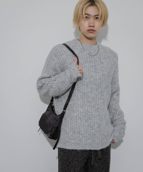 SENSE OF PLACE by URBAN RESEARCH(センスオブプレイスバイアーバンリサーチ)の「シャギークルーネックニット(ニット/セーター・メンズ・ブラック/カーキ/ライトグレー・MEDIUM/LARGE)」の9枚目の写真