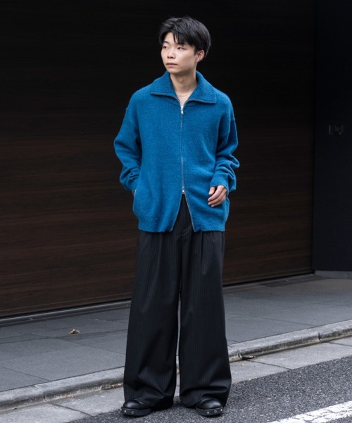 Two tuck wide straight stripe slacks / 2タックワイド