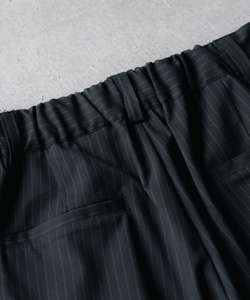Two tuck wide straight stripe slacks / 2タックワイドストレート