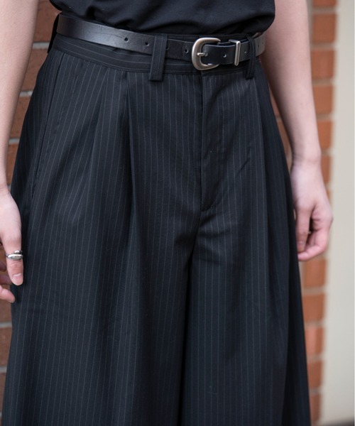Two tuck wide straight stripe slacks / 2タックワイドストレート