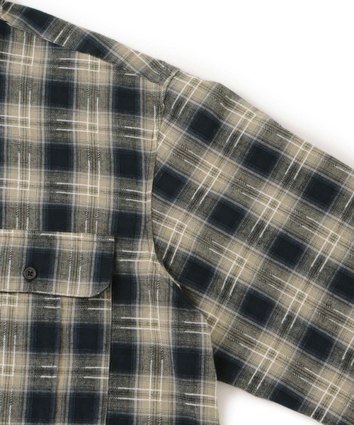 j.n.r.d(ジェー・エヌ・アール・ディー)の「j.n.r.d/オンブレーチェック柄シャツ(シャツ/ブラウス・メンズ・ネイビー・L/M)」の5枚目の写真