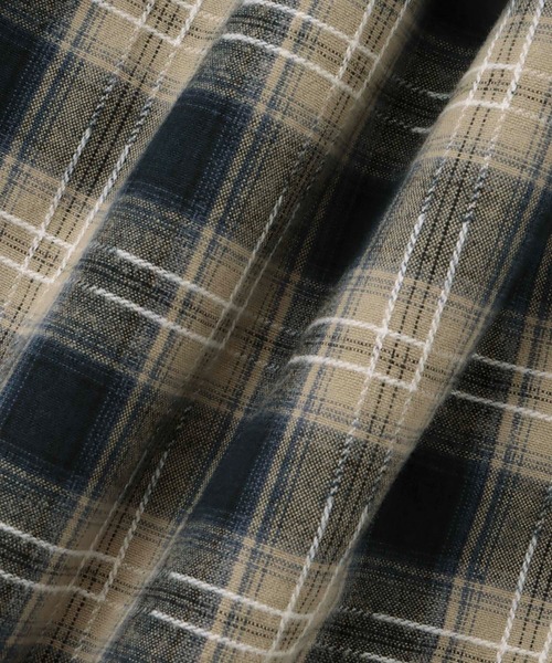 j.n.r.d(ジェー・エヌ・アール・ディー)の「j.n.r.d/オンブレーチェック柄シャツ(シャツ/ブラウス・メンズ・ネイビー・L/M)」の12枚目の写真