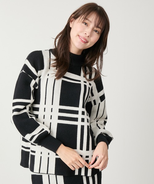 Jayro（ジャイロ）の「チェック柄モックネック プルオーバー（Tシャツ/カットソー・レディース・ホワイト系その他/ベージュ/ブラック・M）」の4枚目の写真