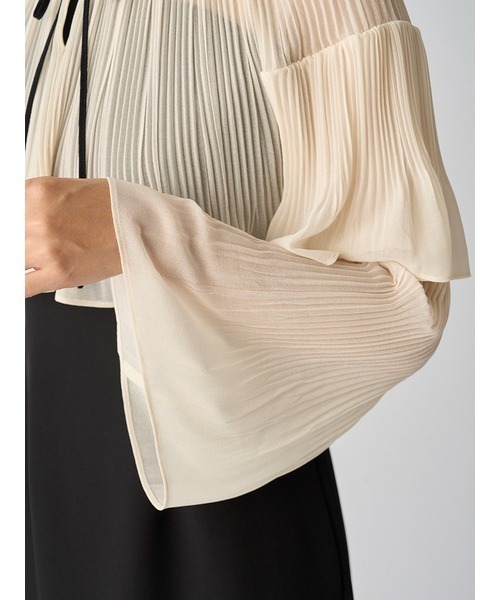 ★新品タグ付き★CELFORD ★ブラウスケープ付きドレス CELFORD（セルフォード）の「ブラウスケープ付きドレス（ワンピース