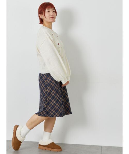 ehka sopo（エヘカソポ）の「花刺繍カーディガン（カーディガン/ボレロ・レディース・ミント/キナリ/ネイビー/グレー・F）」の13枚目の写真