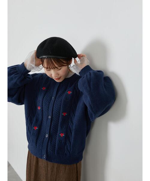 ehka sopo（エヘカソポ）の「花刺繍カーディガン（カーディガン/ボレロ・レディース・ミント/キナリ/ネイビー/グレー・F）」の17枚目の写真