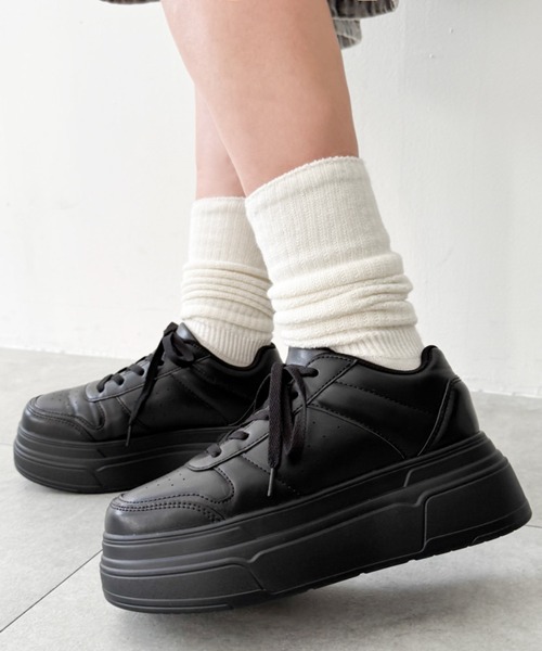 WEGO（ウィゴー）の「WEGO/ボリュームレースアップ厚底スニーカー（スニーカー・レディース・ライトピンク/ブラック/ホワイト/レッド/ブラック系その他・MEDIUM/LARGE/SMALL）」の7枚目の写真