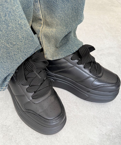 WEGO（ウィゴー）の「WEGO/ボリュームレースアップ厚底スニーカー（スニーカー・レディース・ライトピンク/ブラック/ホワイト/レッド/ブラック系その他・MEDIUM/LARGE/SMALL）」の10枚目の写真