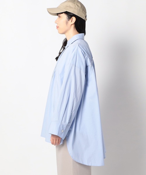 Grand PARK（グランドパーク）の「バックデザイン ギャザーシャツ（シャツ/ブラウス・レディース・カーキ/ホワイト/サックスブルー・FREE）」の10枚目の写真