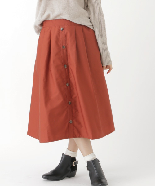 earth music&ecology（アースミュージックアンドエコロジー）の「フロントボタンミディスカート（スカート・レディース・ブラック/カーキ/ウッド/キャメル・FREE）」の3枚目の写真