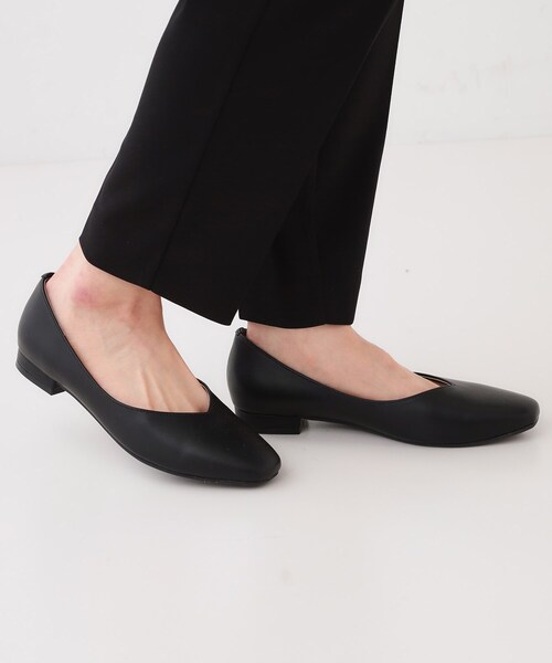 SHOO・LA・RUE（シューラルー）の「かかとやわらかローヒールパンプス（その他シューズ・レディース・ブラック/ナチュラル・35/45）」の3枚目の写真