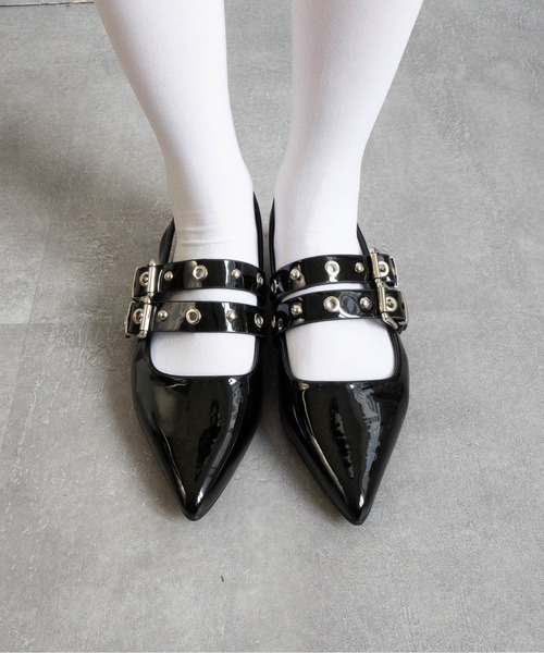 Fabby fabby(ファビィーファビィー)の「ダブルベルトバックストラップパンプス(パンプス・レディース・ブラック/シルバー/ベージュ/レッド・LARGE/MEDIUM/SMALL)」の1枚目の写真