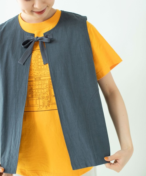 PAR ICI（パーリッシィ）の「BOOK store プリントTシャツ（Tシャツ/カットソー・レディース・イエロー/ネイビー/ホワイト・FREE）」の19枚目の写真