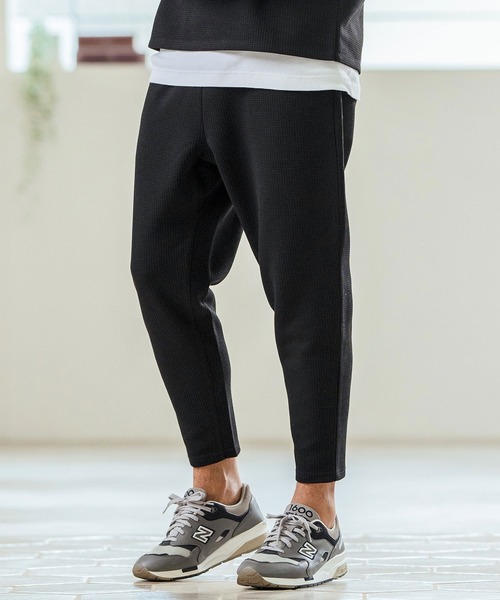 Magine（マージン）の「mp13235- Waffle Fabric Tapered Pants テーパードパンツ（その他パンツ・メンズ・チャコールグレー/ブラック/ライトベージュ・44/46/48）」の2枚目の写真