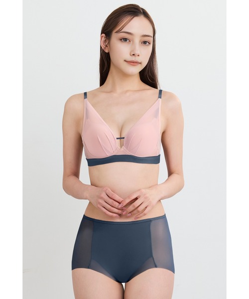 WACOAL(ワコール)の「補整ショーツ(ショーツ・レディース・ブラック/ブラウン系その他/パープル/ベージュ/ネイビー/サンドグレー・M/L)」の16枚目の写真