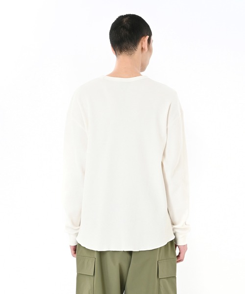 NEW BALANCE（ニューバランス）の「ワッフルロングスリーブTシャツ（Tシャツ/カットソー・メンズ・ライトベージュ/オフホワイト/ブラック・LARGE/MEDIUM/XX-LARGE/X-LARGE/SMALL）」の5枚目の写真
