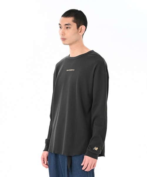 NEW BALANCE（ニューバランス）の「ワッフルロングスリーブTシャツ（Tシャツ/カットソー・メンズ・ライトベージュ/オフホワイト/ブラック・LARGE/MEDIUM/XX-LARGE/X-LARGE/SMALL）」の16枚目の写真