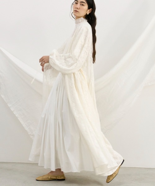 Libra Cue(リブラ キュー)の「カシュクールレースワンピース(ワンピース・レディース・アイボリー/ブラック・FREE)」の15枚目の写真