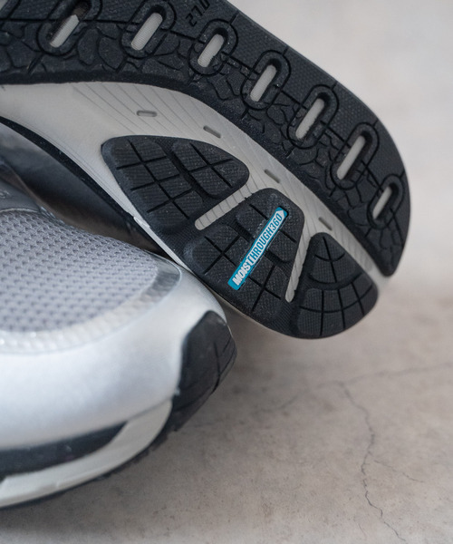 MOISTHROUGH360 モイスルー360 / VENTIRIS MT 特許取得・通気防水  