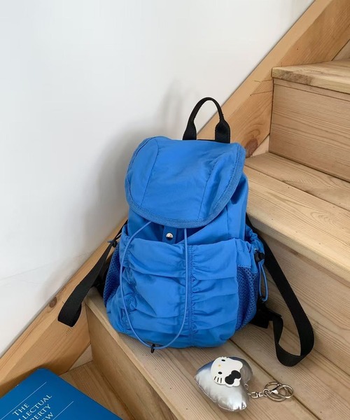 LYEON（リヨン）の「シャーリングバックパック/ドローストリングリュック/ナイロンナップサック（バックパック/リュック・レディース・ブルー/カーキ/ブラック・FREE）」の5枚目の写真