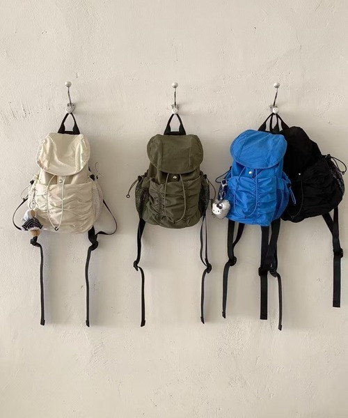 LYEON（リヨン）の「シャーリングバックパック/ドローストリングリュック/ナイロンナップサック（バックパック/リュック・レディース・ブルー/カーキ/ブラック・FREE）」の22枚目の写真