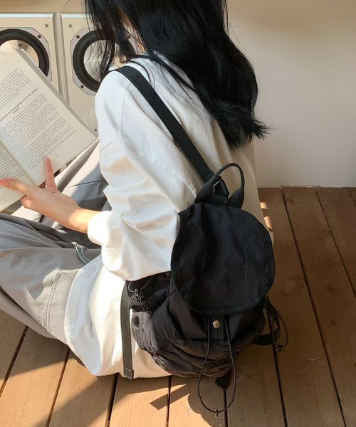 LYEON（リヨン）の「シャーリングバックパック/ドローストリングリュック/ナイロンナップサック（バックパック/リュック・レディース・ブルー/カーキ/ブラック・FREE）」の18枚目の写真