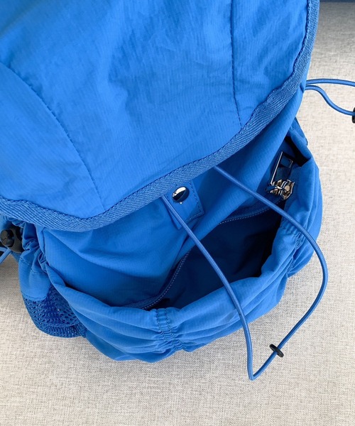 LYEON（リヨン）の「シャーリングバックパック/ドローストリングリュック/ナイロンナップサック（バックパック/リュック・レディース・ブルー/カーキ/ブラック・FREE）」の8枚目の写真