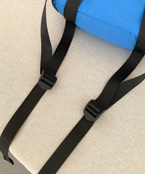 LYEON（リヨン）の「シャーリングバックパック/ドローストリングリュック/ナイロンナップサック（バックパック/リュック・レディース・ブルー/カーキ/ブラック・FREE）」の11枚目の写真