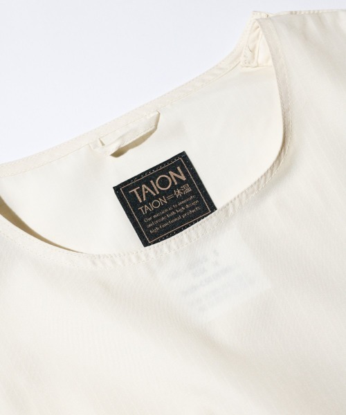 TAION(タイオン)の「TAION / タイオン NON DOWN MILITARY RIPSTOP NO SLEEVE TEE (TAION-CS01NDML-1) ノンダウンミリタリー ノースリーブTシャツ(Tシャツ/カットソー・メンズ・ブラック/オフホワイト/オリーブ/その他1/ダークネイビー・MEDIUM/LARGE/X-LARGE)」の12枚目の写真