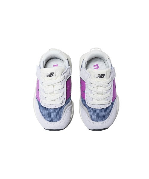 Kinetics(キネティクス)の「New Balance 370(ニューバランス NW370)(スニーカー・キッズ・パープル系/グリーン系・14.0cm/15.0cm/16.0cm)」の12枚目の写真