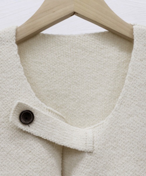 Miniministore(ミニミニストア)の「ニットベスト前開きノースリーブトップス冬(ベスト・レディース・アイボリー/ブラック/グレー・FREE)」の11枚目の写真