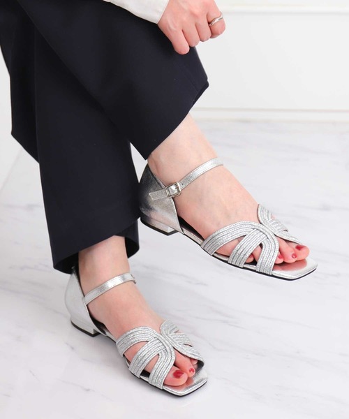 【美品】ダイアナ ストラップ付きミュール Amazon | [ダイアナ] サンダル 日本製 銀 シルバー Mサイズ