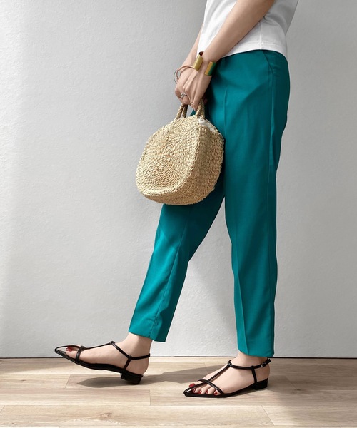 MAMIAN(マミアン)の「ポインテッドトゥ Tストラップ フラットサンダル(サンダル・レディース・ライム/シルバー/ブラック・L/LL/M/S)」の21枚目の写真