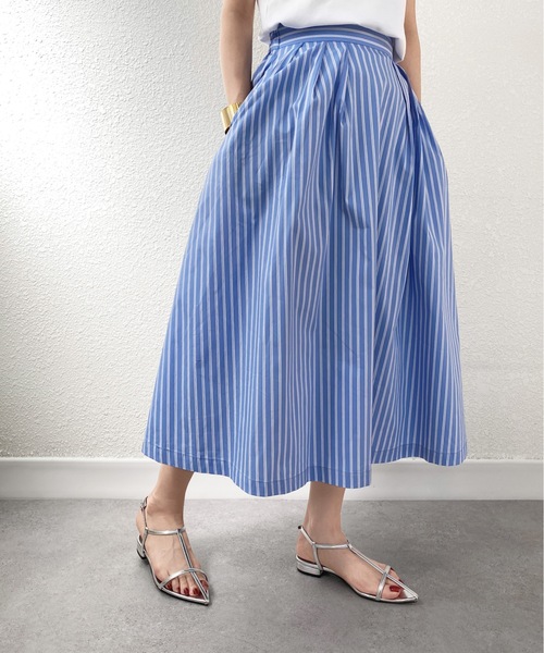 MAMIAN(マミアン)の「ポインテッドトゥ Tストラップ フラットサンダル(サンダル・レディース・ライム/シルバー/ブラック・L/LL/M/S)」の10枚目の写真