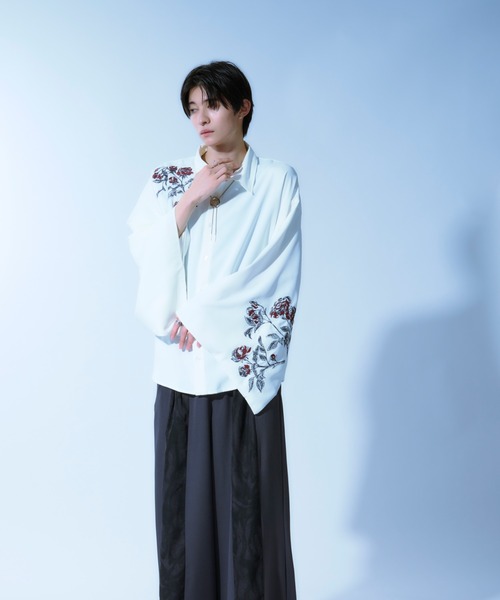 Ellno Loset(エルノロゼット)の「和スリーブフラワー刺繍シャツ(シャツ/ブラウス・メンズ・オフホワイト/ブラック/ブルーグレー・LARGE/MEDIUM/SMALL)」の8枚目の写真