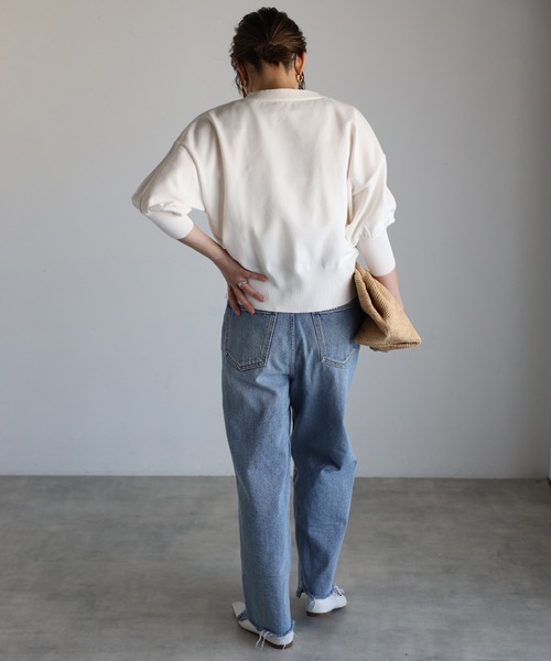 Bonjour Sagan（ボンジュールサガン）の「ゴールドボタンパフスリーブVネックニットカーディガン（カーディガン/ボレロ・レディース・オフホワイト/グリーン/ブラウン/ネイビー・FREE）」の7枚目の写真