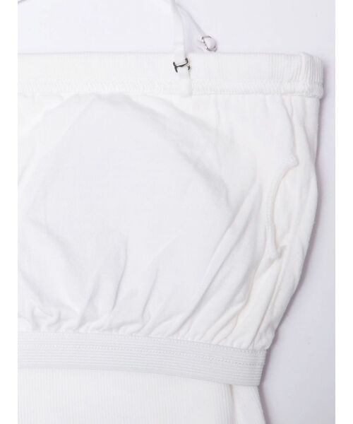 jouetie(ジュエティ)の「マルチWAYチューブトップ(キャミソール・レディース・ブラウン/レッド/ブラック/ブルー/オフホワイト・MEDIUM)」の19枚目の写真