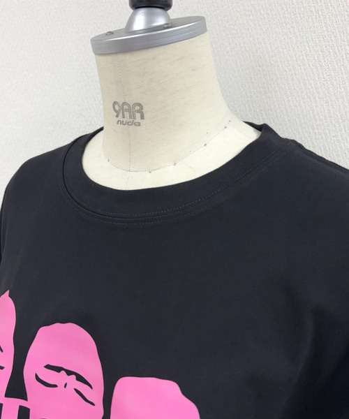 SHEENA(シーナ)の「オーバーサイズグラフィックロゴプリントTシャツ(Tシャツ/カットソー・レディース・ブラック/ホワイト・M)」の7枚目の写真
