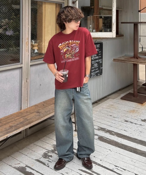 INTER FACTORY（インターファクトリー）の「りゅうせい - オリジナルグラフィックTシャツ made in INTER FACTORY（Tシャツ/カットソー・メンズ・ブラック/バーガンディー・MEDIUM/LARGE）」の7枚目の写真