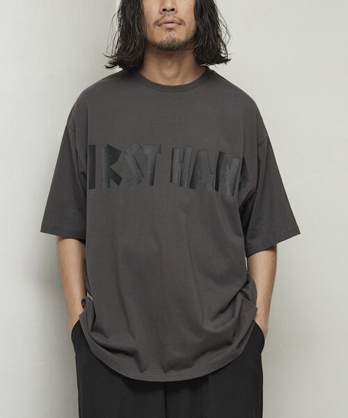 Firsthand(ファーストハンド)の「Firsthand/ファーストハンド 6オンス フロントテープロゴプリント クルーネックTシャツ / プリントTシャツ(Tシャツ/カットソー・メンズ・ホワイト/チャコールグレー/ブラック・L/M)」の21枚目の写真