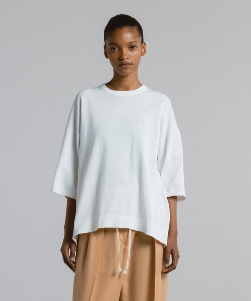 CINOH（チノ）の「コットンビッグニットTシャツ（ニット/セーター・レディース・チャコールグレー/ブラック/ホワイト・38/36）」の19枚目の写真