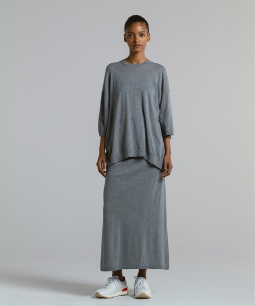 CINOH（チノ）の「コットンビッグニットTシャツ（ニット/セーター・レディース・チャコールグレー/ブラック/ホワイト・38/36）」の12枚目の写真