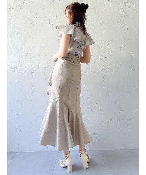 dazzlin(ダズリン)の「ラップマーメイドラインスカート(スカート・レディース・ブラック/ベージュ/グレー・SMALL/MEDIUM)」の12枚目の写真