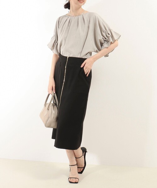 MICO COULIER（ミコクリエ）の「サップ2WAYブラウス（シャツ/ブラウス・レディース・グレイッシュベージュ/ラベンダー/チャコールグレー・38）」の7枚目の写真