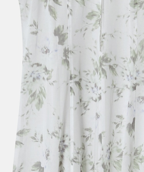 LE CIEL BLEU(ルシェルブルー)の「ヴィンテージフラワーマキシドレス / Vintage Floral Maxi Dress(ワンピース・レディース・オフホワイト/ブラック・38/36)」の5枚目の写真