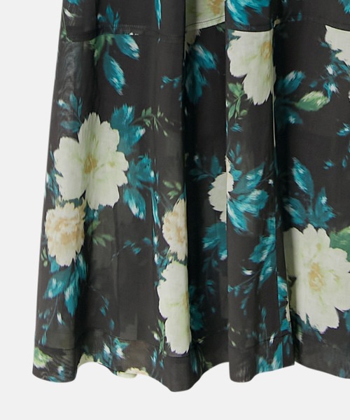 LE CIEL BLEU(ルシェルブルー)の「ヴィンテージフラワーマキシドレス / Vintage Floral Maxi Dress(ワンピース・レディース・オフホワイト/ブラック・38/36)」の17枚目の写真