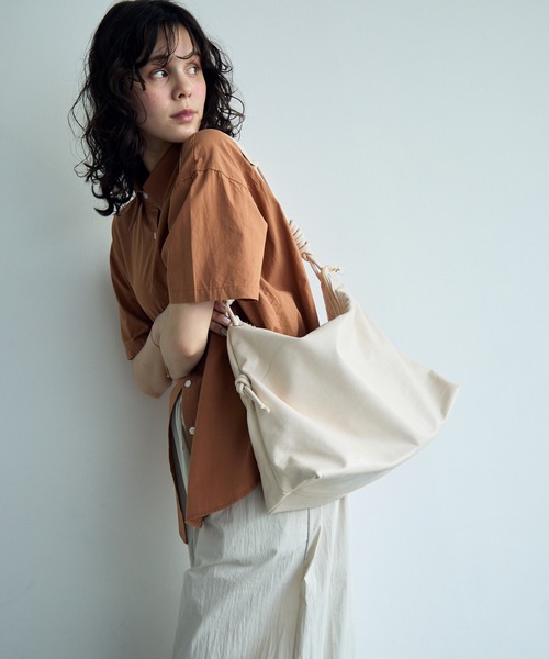 ツイストハンドルスクエアバッグ（ショルダーバッグ）｜full